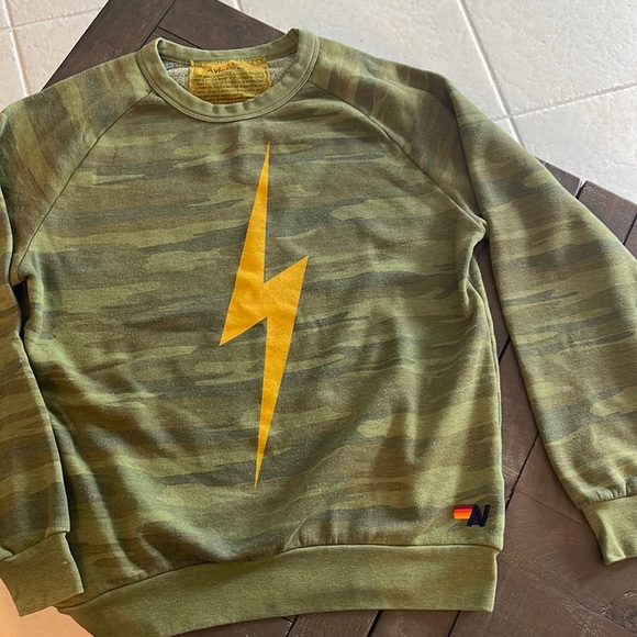 Aviator Nation Tops - Aviator Nation size Large Bolt Camo Crew